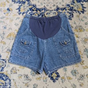 Vintage high waisted deep pocket maternity shorts